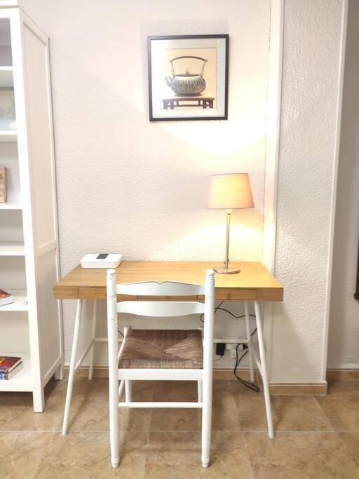 Charming & Spacious Apartment In Historic Centre & Short Walk To Beach 알리칸테 외부 사진